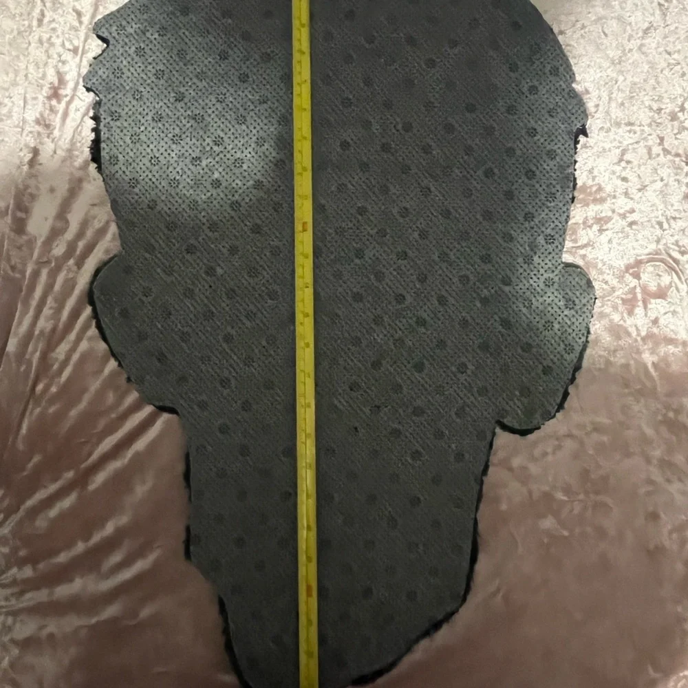 Handmade Zombie Face Wall Rug - Picture 15 of 16